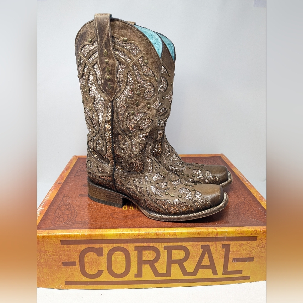CORRAL Women's 9 M, ORIX GLITTERED INLAY & STUDS Western Boots - Sparkles, EUC 